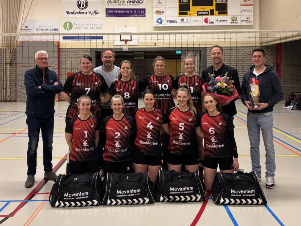 Dash dames 4 - 24/25